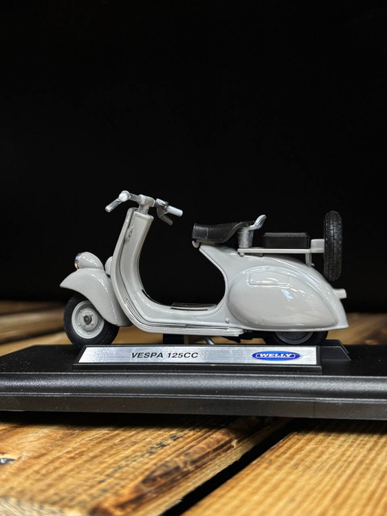 فیگور موتور وسپا vespa
