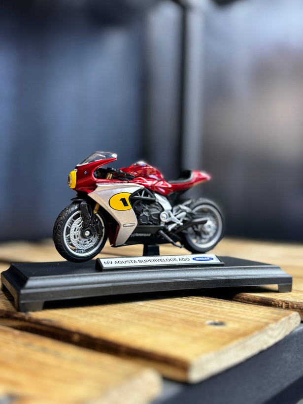 فیگور موتور MV AGUSTA SUPERVELOCE AGO از برند WELLY